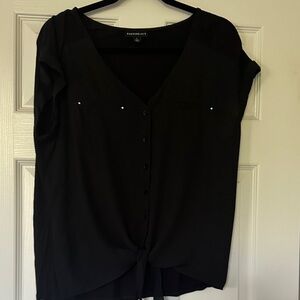 Fortune Ivy- short shelve top with front tie. V neck bottom down.